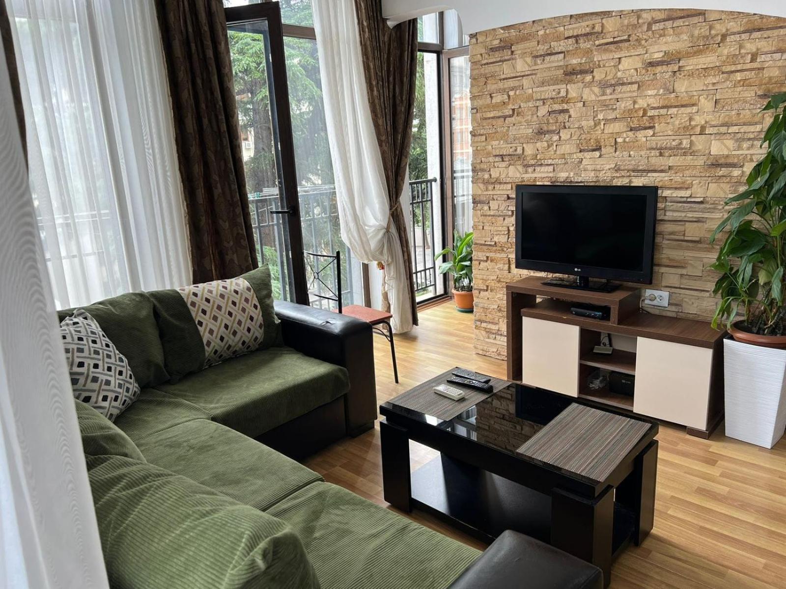 Cozy Apartment In The City Center Mtatsminda Tiflis Exterior foto