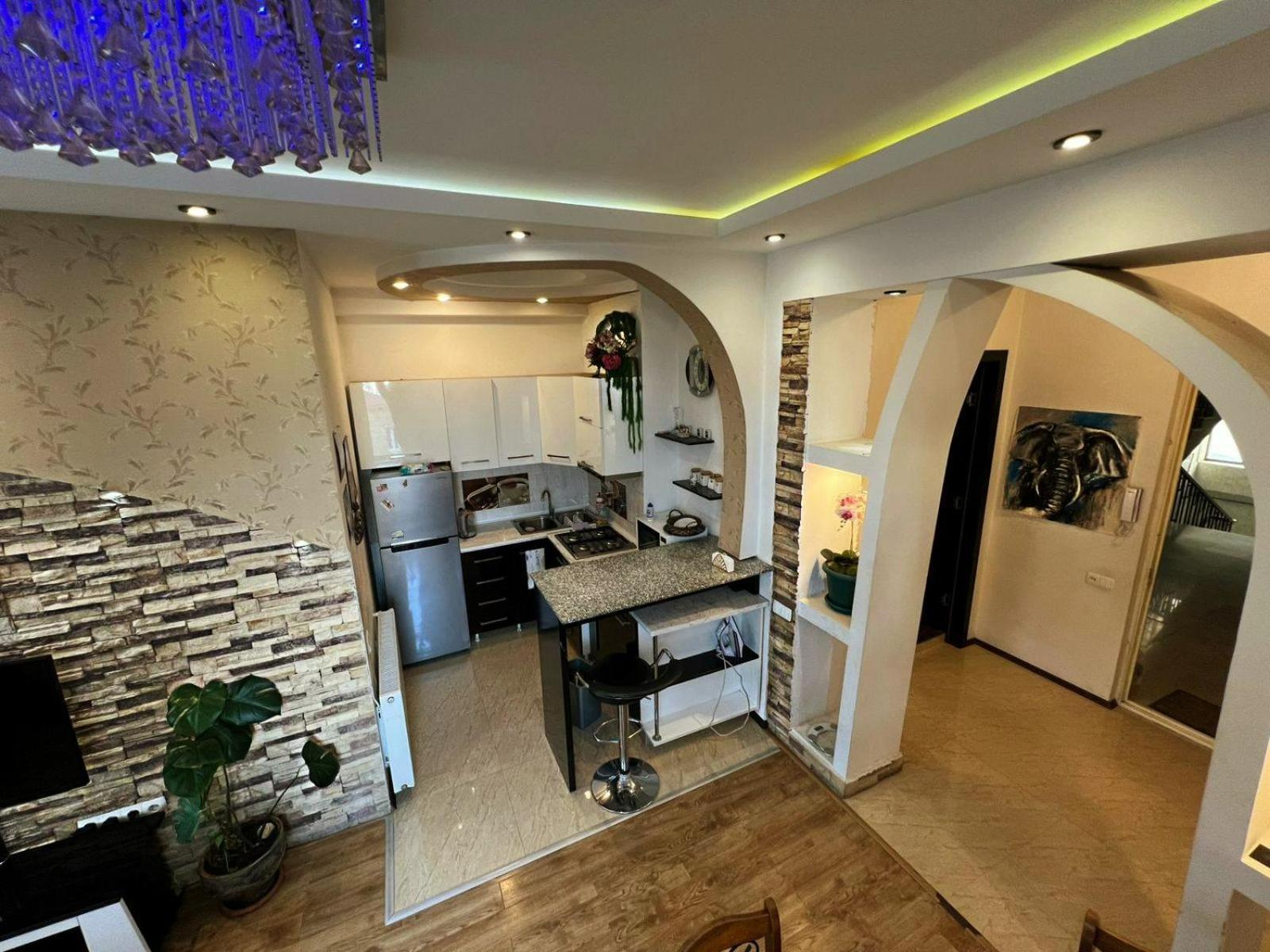 Cozy Apartment In The City Center Mtatsminda Tiflis Exterior foto