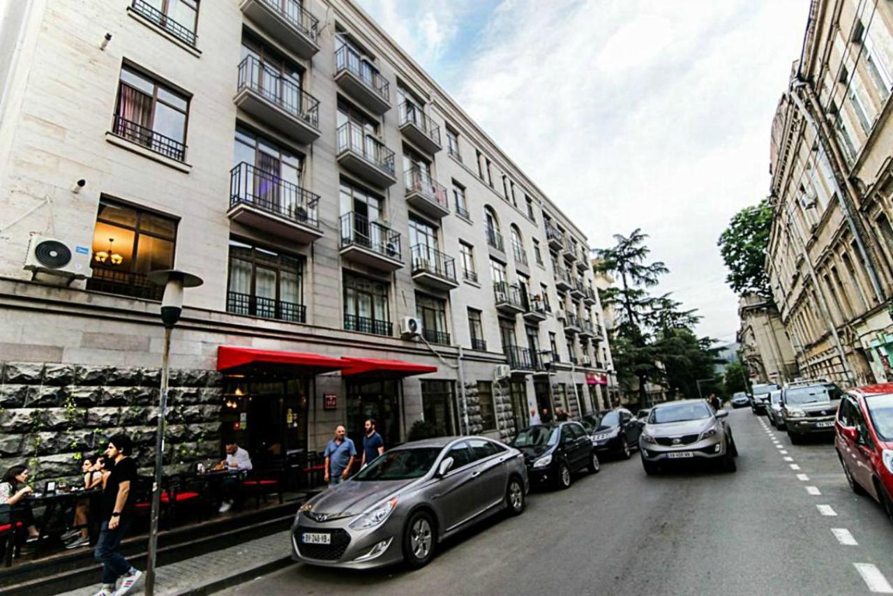 Cozy Apartment In The City Center Mtatsminda Tiflis Exterior foto